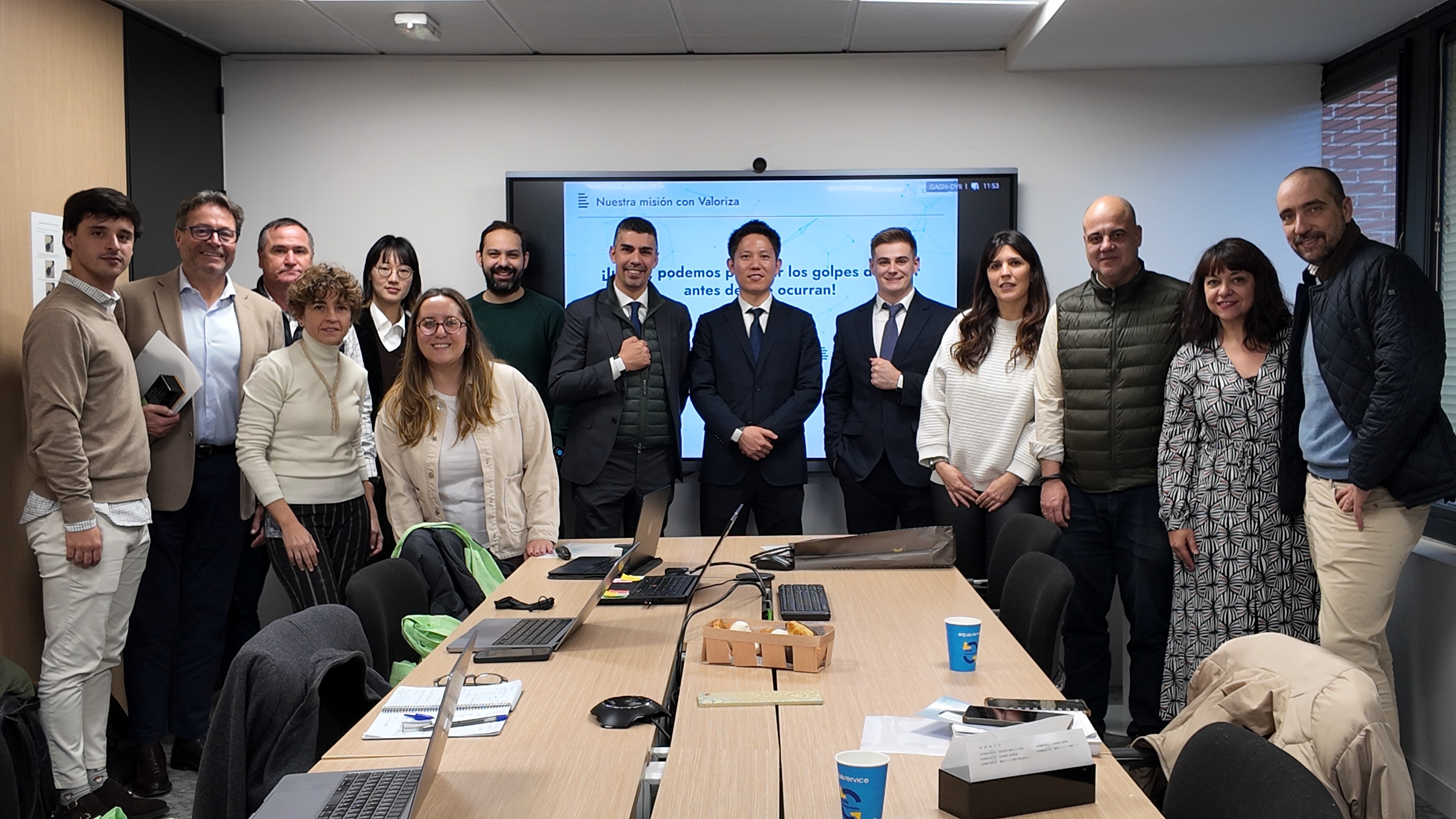 Valoriza y Biodata Bank.